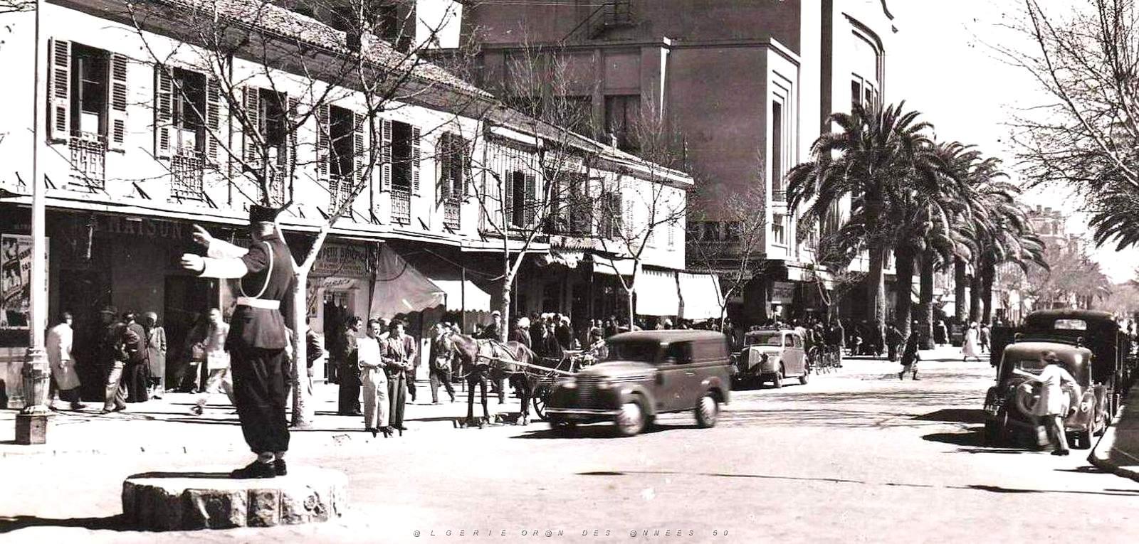 1703- Sidi-Bel-Abbes - Boulevard2 de la Republique.jpg